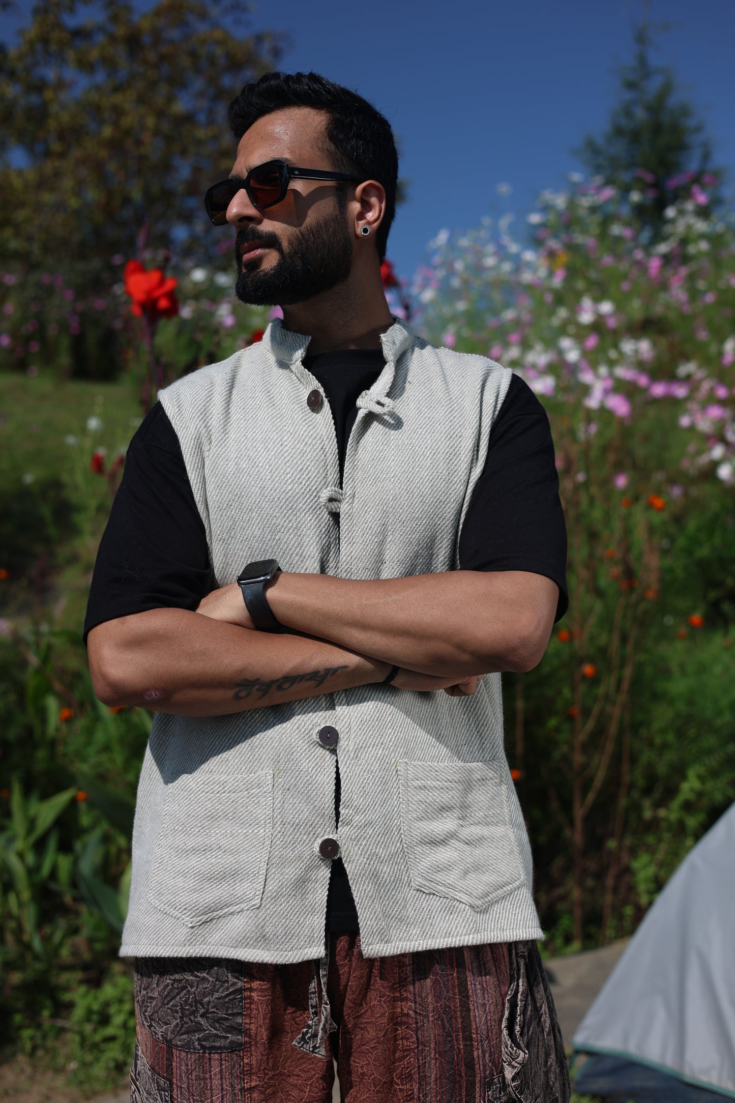 Handcrafted Woolen Waistcoat – Made from Warm Wool Shawl with Pockets