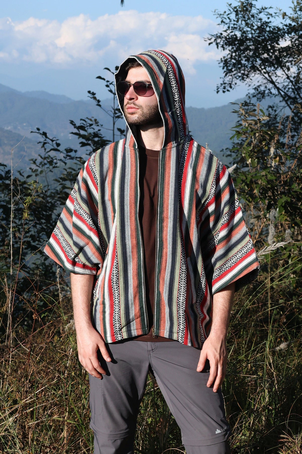 Kaftan Jacket – Red Rust, front view with the hood up